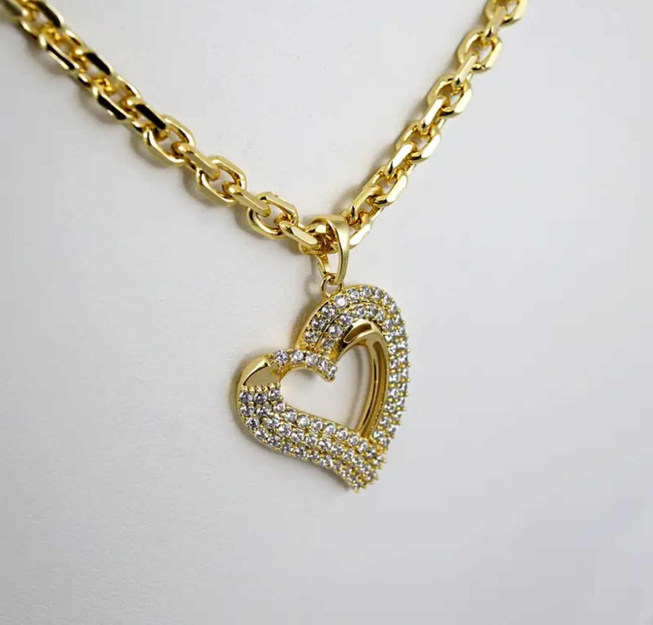 Necklace heart