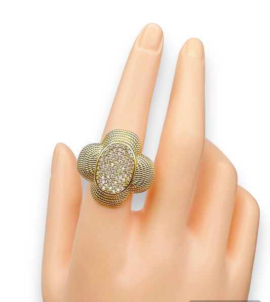 Anillo Clover